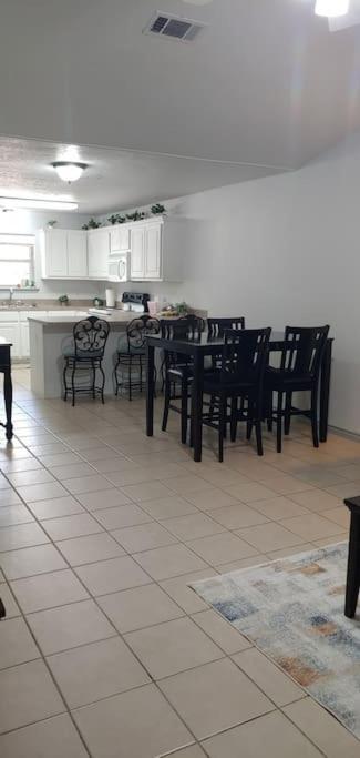 Villa Relax And Unwind Bryan Exterior foto